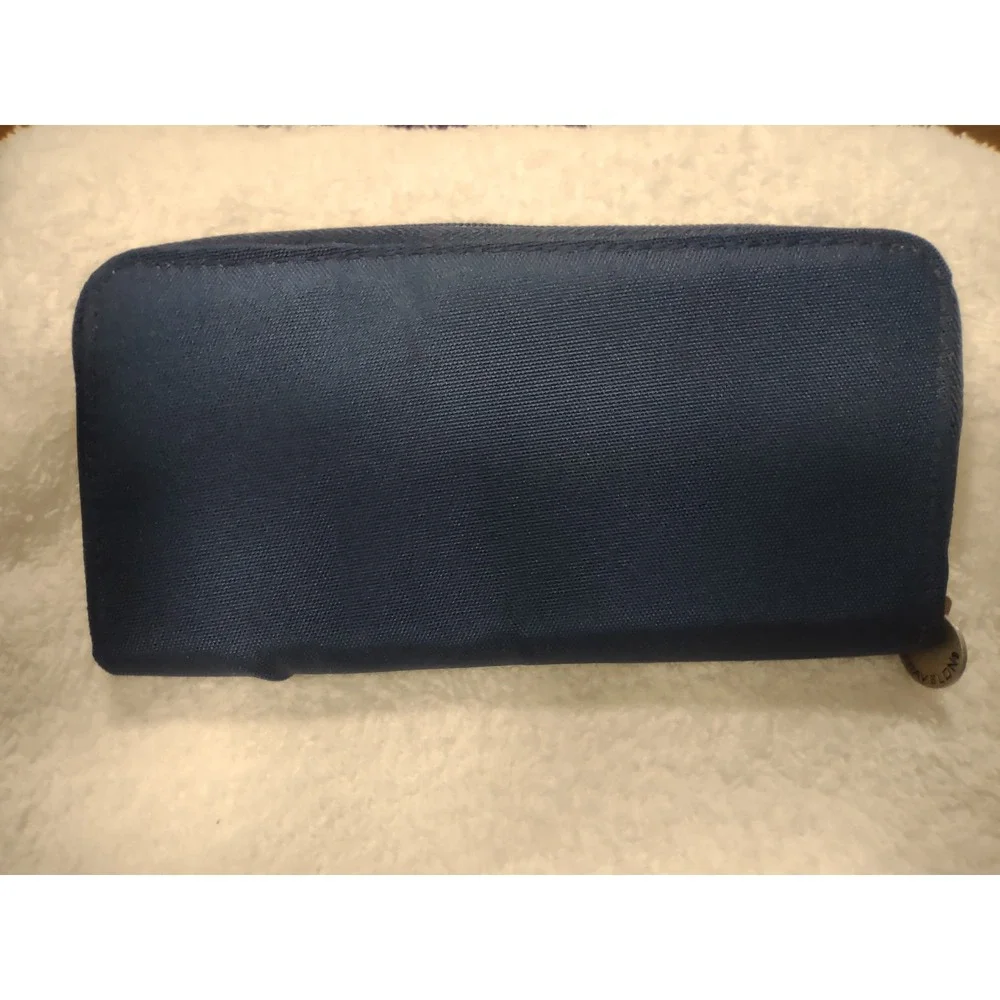 Travelon Anti Theft‎ RFID Blocking Accordion Wallet Navy Blue